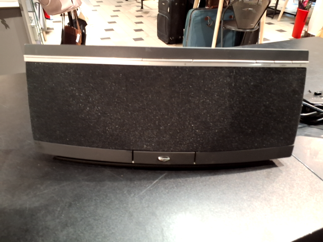 Apple iPod + Klipsch speaker